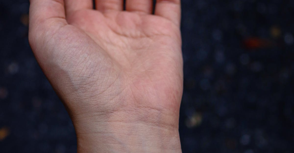 The Influence of Ocean Waves on Watercolour Tattoo Themes